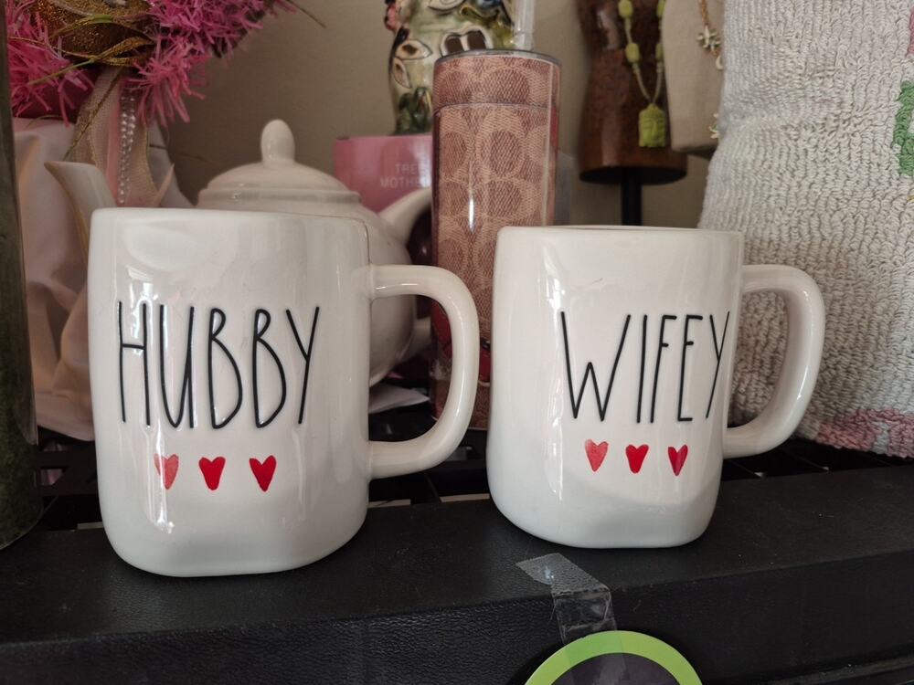 Set Of 2 Rae Dunn Hubby & Wifey Red Heart Coffee Mugs Magenta Artisan Collection
